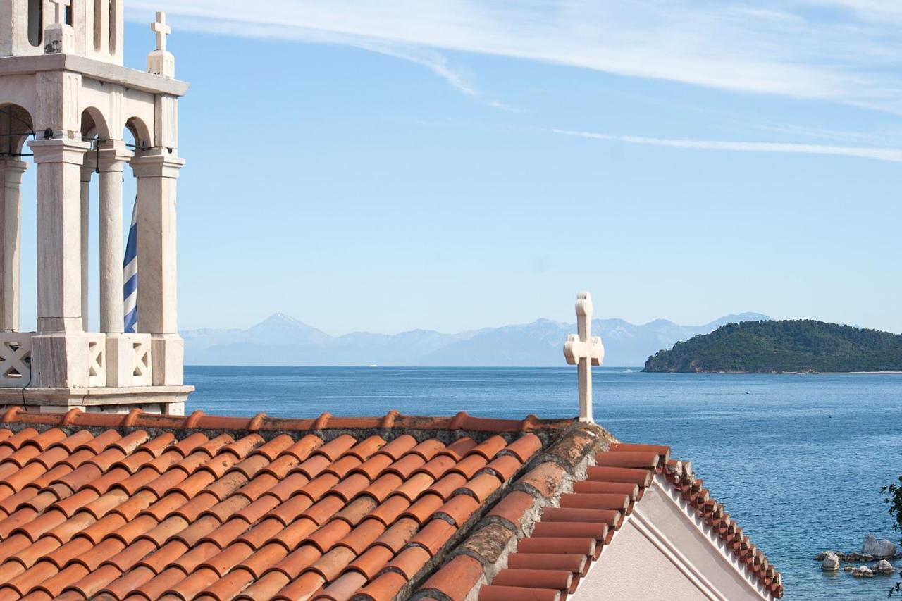 Capolavoro, Boutique Apartment With Unique Rooftop Skiathos-Stadt Exterior foto