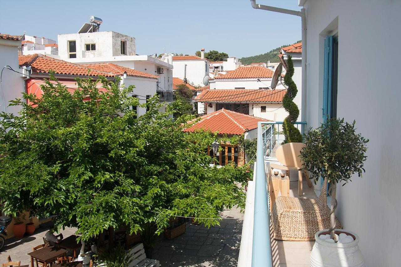 Capolavoro, Boutique Apartment With Unique Rooftop Skiathos-Stadt Exterior foto
